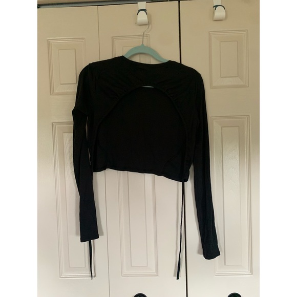 Lululemon “LA Open Back-Tie Long Sleeve” - Picture 6 of 8